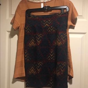 LuLaRoe Cassie/ Classic T Outfit